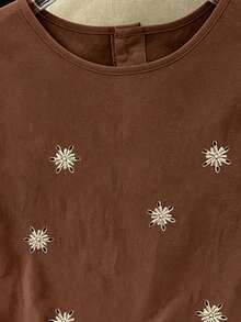 Everyssa 女款夏季無袖法式刺繡亞麻上衣 - 咖啡棕 - 查看 3