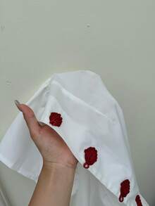 Muchica 女款青蛙鈕扣設計短袖荷葉邊下擺襯衫 - 白色 - 查看 9