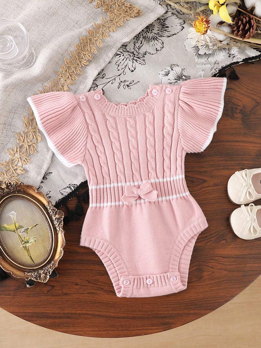 SHEIN Vintaside Kids Baby Girl Sweater Crawling Suit, Pullover Pink Checkered Knit With Flutter Sleeves, Ruffle Collar, Jacquard Pattern, Triangle Knit Bodysuit, Cute - Pink - View 1