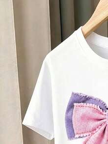 2件組女童休閒夏季蝴蝶結印花圓領短袖針織T恤與3D印花柔軟針織短褲，夏季新款SS26時尚單品，夏季服飾 - 彩色 - 查看 3