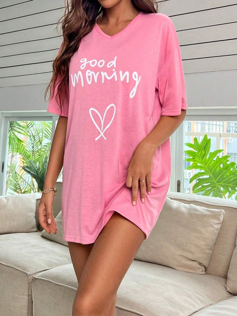 Heart & Slogan Graphic Drop Shoulder Pajama Nightdress - Pink - View 1