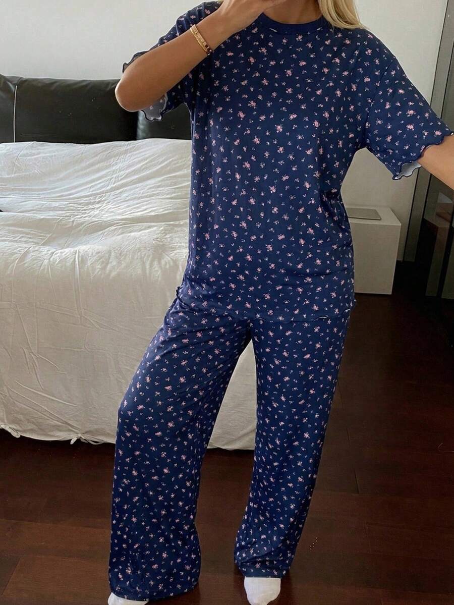 DAZY 2件組甜美花卉寬鬆短袖T恤與寬鬆直筒長款睡褲夏季女款睡衣套裝 - 藏蓝色 - 查看 1