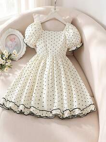 SHEIN Elladie kids 1件女童夏季新款方領泡泡短袖荷葉邊杏色波點腰部鬆緊前領口蕾絲蝴蝶結A字波點印花田園學院風可愛甜美時尚公主洋裝 - 杏色 - 查看 2