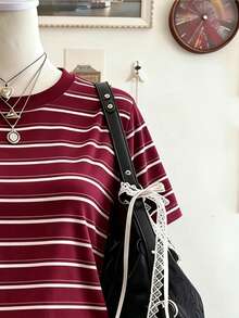 Lalippa 女士圆领红白数码条纹短袖上衣和短裤套装 - 彩色 - 查看 3