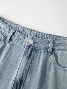 GlowEve 女款休閒百搭日常牛仔褲，附口袋、鈕扣與花卉刺繡圖案 - 中等水洗藍 - 查看 3