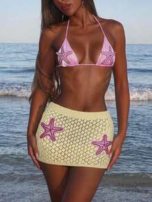 Ure Wave Saia Mini Cintura Baixa Feminina Amarelo Creme Verão Sexy Casual Y2K Férias Praia Festa Boêmio Festival de Música Ocidental Decoração de Estrela do Mar com Strass Crochê Tricô Vazado, Roupa de Festival Feminina, Roupa de Férias Feminina, Roupa para Passeio - Luz amarela - Visão 2