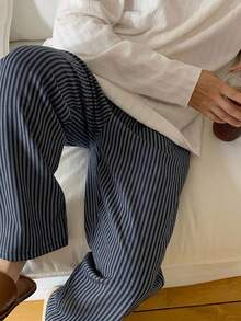 藍白色
