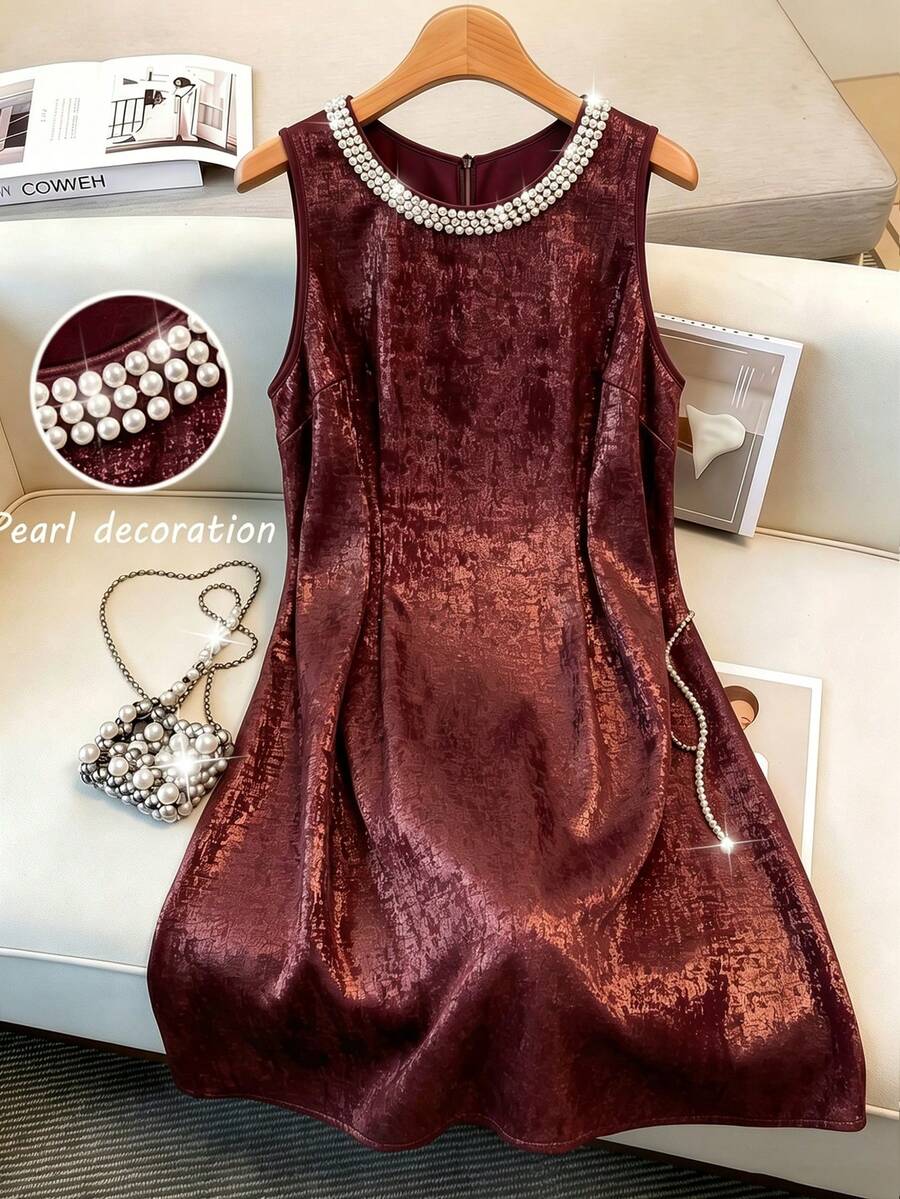 GlowEve CURVE Vestido elegante sin mangas con cuello redondo y adornos de perlas para tallas grandes - Rojo - Ver 1