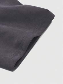 Manfinity Hypemode 節慶度假 T-shirt，送給男朋友的禮物，派對、健身、老錢風、外出、復古、假日 - 黑色 - 查看 7
