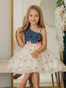SHEIN Elladie kids 女童時尚雙層荷葉邊不對稱肩帶牛仔拼接刺繡網紗A字洋裝，粉色蝴蝶結裝飾，夏季街頭風 - 彩色 - 查看 6