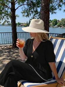 Hourglow 大码女式夏季休闲V领上衣和裤子两件套 - 彩色 - 查看 5