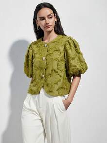 Aveloria Modichic 優雅高端奢華亮面緞面感圓領金屬鈕扣裝飾泡泡短袖女式襯衫 - 綠色 - 查看 3