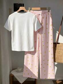 Comfortcana 2件組刺繡圓領短袖上衣與條紋印花長褲，休閒風 - 彩色 - 查看 2