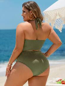 Swim Lushoire Plus Size Solid Color Spaghetti Strap Halter Neck Bikini Set Set - Green - View 2