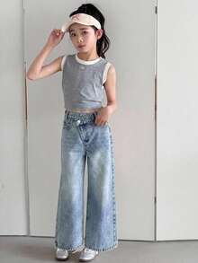 Dazy Kids Girls' Denim Jeans Spring/Summer New Style Back Pocket Rhinestone Flare Leg Jeans (Large) - Medium Wash - View 2