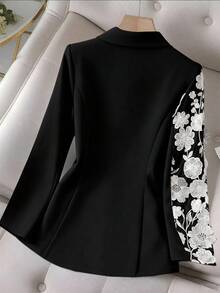 Rometta 大尺碼女款刺繡3D花卉拼接時尚優雅奢華西裝外套 - 黑色 - 查看 2
