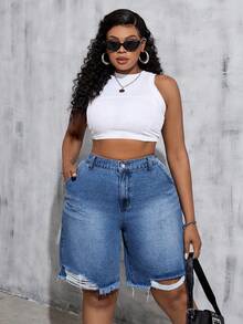 SHEIN Tall CURVE شورتات جينز زرقاء فاتحة مقاس كبير طويل بتصميم فضفاض وعملي وكاجوال مع حافة مهترئة وجيوب وأزرار، مناسبة للمناسبات الرسمية والعطلات وحفلات الصيف والريف - أزرق داكن - مشاهدة 4