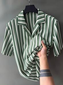 Manfinity CasualCool 男士休閒時尚百搭夏季鈕扣短袖襯衫，黑白條紋紋理短袖鈕扣襯衫，男士秋季戶外服飾，2025年秋季男裝，新款秋季襯衫為百搭秋季出遊襯衫，適合通勤、休閒約會及商務等多種場合 - 彩色 - 查看 5