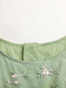 SHEIN 少女花卉刺繡網紗圓領無袖洋裝 - 綠色 - 查看 4
