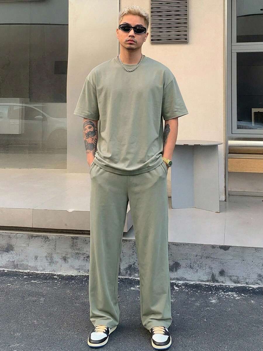 DAZY Short Sleeve Top And Long Pants Solid Gray-Green Men's Summer 2 Pieces Set - Green - View 1