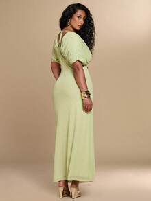 SHEIN BAE CURVE Plus Size Women's Deep V-Neck Lime Green Pleated Batwing Sleeve Dress, Elegant Formal Wedding Wedding Guest Party Guest Solid Color Summer Wedding - Green - View 2