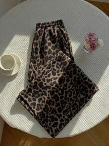 SHEIN EZwear 女款低腰休閒直筒運動長褲，豹紋印花，夏季女裝，女款外出長褲，Y2K街頭風，休閒 - 彩色 - 查看 4
