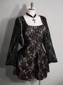 SHEIN ICON 女款大尺碼方領蕾絲喇叭袖洋裝 - 黑色 - 查看 4