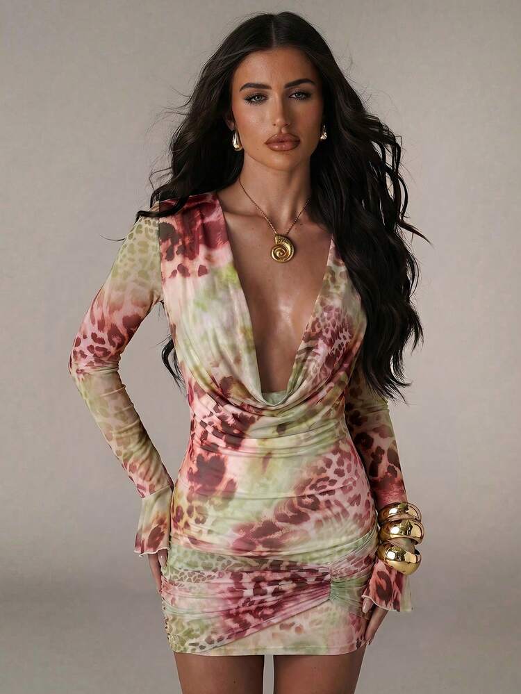 SHEIN BAE 春夏女款休閒度假網眼豹紋荷葉領長袖迷你洋裝，適合海邊度假、姐妹旅行、休閒出遊、姐妹約會、浪漫約會、休閒度假、豹紋動物印花洋裝、音樂節、性感圖案洋裝、動物印花碎花洋裝 - 粉色 - 查看 4