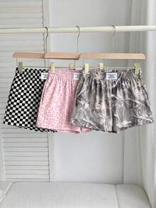 SHEIN EZwear 3件組舒適女款短款休閒短褲，梭織布料，適合日常穿著，迷彩印花短褲套裝 - 彩色 - 查看 5