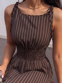 Ritzy Row Damen braunes gestreiftes A-Linien-Kleid mit geraffter Taille, charmant elegant für Alltag, Pendeln, Urlaub, Mode, Date, französischer Streetstyle, Vintage, vielseitig, Frühling/Sommer, neu, ärmellos, mit Bindeband, Midi, Rundhals, Cami-Kleid, braunes Kleid - Braun - Übersicht 8