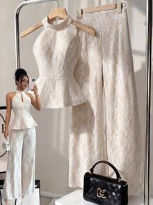 Elenzga Setelan Gaun Pengantin Musim Panas Gaya Dewasa Model Halter Neck Berongga dengan Renda dan Pinggang Ramping, Celana Lebar - MultiWarna - View 1