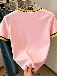 女童粉色底色全印花夏季甜美蕾絲飾邊圓領短袖T恤，蜜蜂與雛菊仿刺繡圖案印花，休閒百搭 - 彩色 - 查看 2