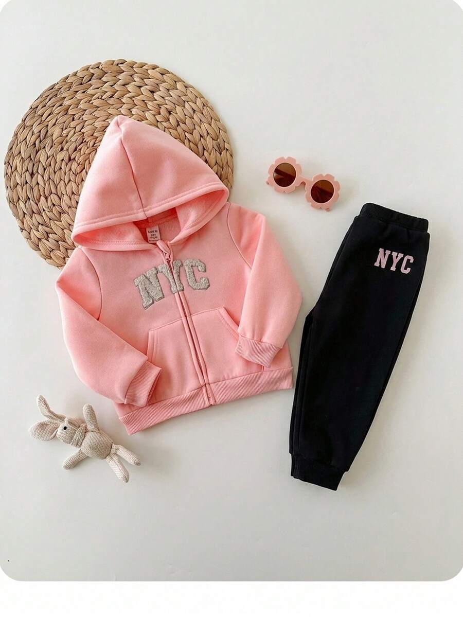 SHEIN 女嬰休閒可愛字母印花連帽衛衣與長褲套裝 - 黑色 - 查看 1