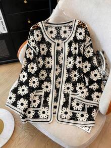 SHEIN CURVE+ Cardigan Ukuran Besar Kasual Motif Bunga Leher Bulat Bahu Longgar Lengan Panjang - Hitam - View 1
