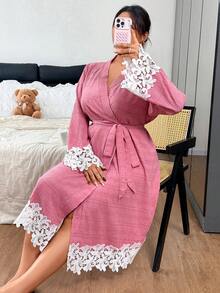Napfluff CURVE Napfluff CURVE Plus Size Women's Lace Patchwork Woven Textured Cardigan Comfortable Wearable Robe - Pink - View 3