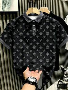 Manfinity Hypemode 美式復古仿丹寧星星字母字母印花 Polo 衫，奢華做舊仿丹寧襯衫，男女款圖案 T 恤，夏季休閒度假短袖上衣 - 彩色 - 查看 3