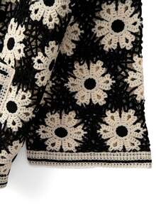 SHEIN CURVE+ Cardigan Ukuran Besar Kasual Motif Bunga Leher Bulat Bahu Longgar Lengan Panjang - Hitam - View 5