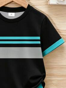 Young Boys 2-Piece Set, Simple Fashion Contrast Color Striped Color Block Print Short Sleeve T-Shirt And Printed Shorts Set, Suitable For Outings In Summer - Multicolor - View 3