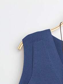 EMERY ROSE New Women's Versatile Elegant Minimalist Single-Breasted Knit Vest - Blue - View 3