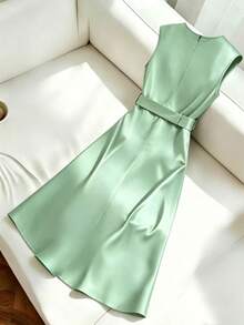 Franclia Women's Elegant Commuter V-Neck Bodycon Slim Fit Business Satin Stretch Shiny Metal Button Dress, Spring/Summer Inner Layer Wedding Dinner Light Green - Mint Green - View 2