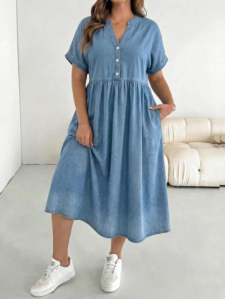 SHEIN EZwear 大尺碼鈕扣半開襟口袋時尚牛仔洋裝，秋季休閒哥德風淺藍色缺口V領中長洋裝，萬聖節早午餐正式海灘穿搭 - 藍色 - 查看 5