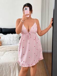 Napfluff CURVE Napfluff CURVE Camisón de talla grande con tirantes finos, estampado de corazones rojos a rayas y bajo con volantes - Rosa - Ver 6