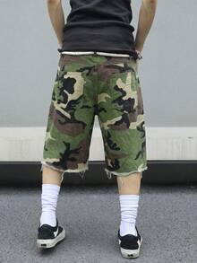 Manfinity EMRG 男士迷彩圖案口袋磨損休閒牛仔短褲 - 彩色 - 查看 2