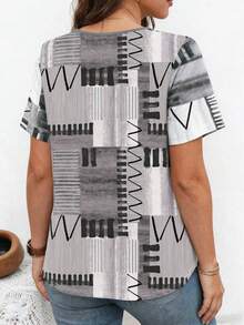 Breezaya Vintage Hand Painted Striped Striped Block Print V-Neck With Short Sleeve Plus Size T Shirt - Multicolor - View 2