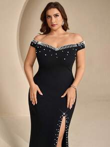 Coutiva Gaun Malam Formal Glamor Tanpa Bahu Berhiaskan Mutiara Imitasi untuk Wanita Ukuran Plus (Pengerjaan Berat) - Hitam - View 5