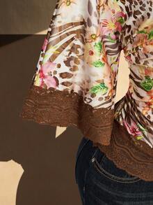 SHEIN ICON Plus Size Y2K Vintage Sexy Leopard Print V-Neck Lace Patchwork Flare Sleeve Top - Brown - View 7