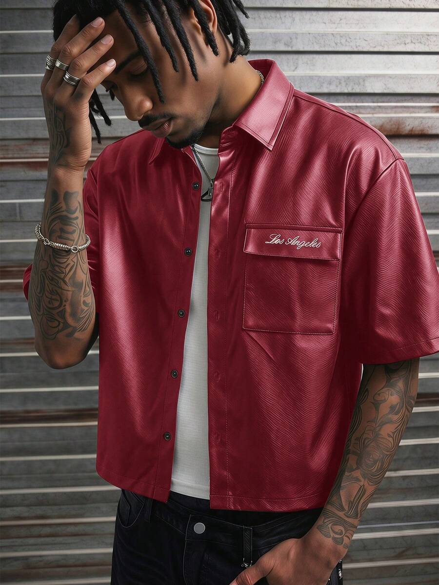 AXEPEAK Camisa casual versátil de uso diario con patrón de letras y abotonadura sencilla para hombres - Rojo - Ver 1