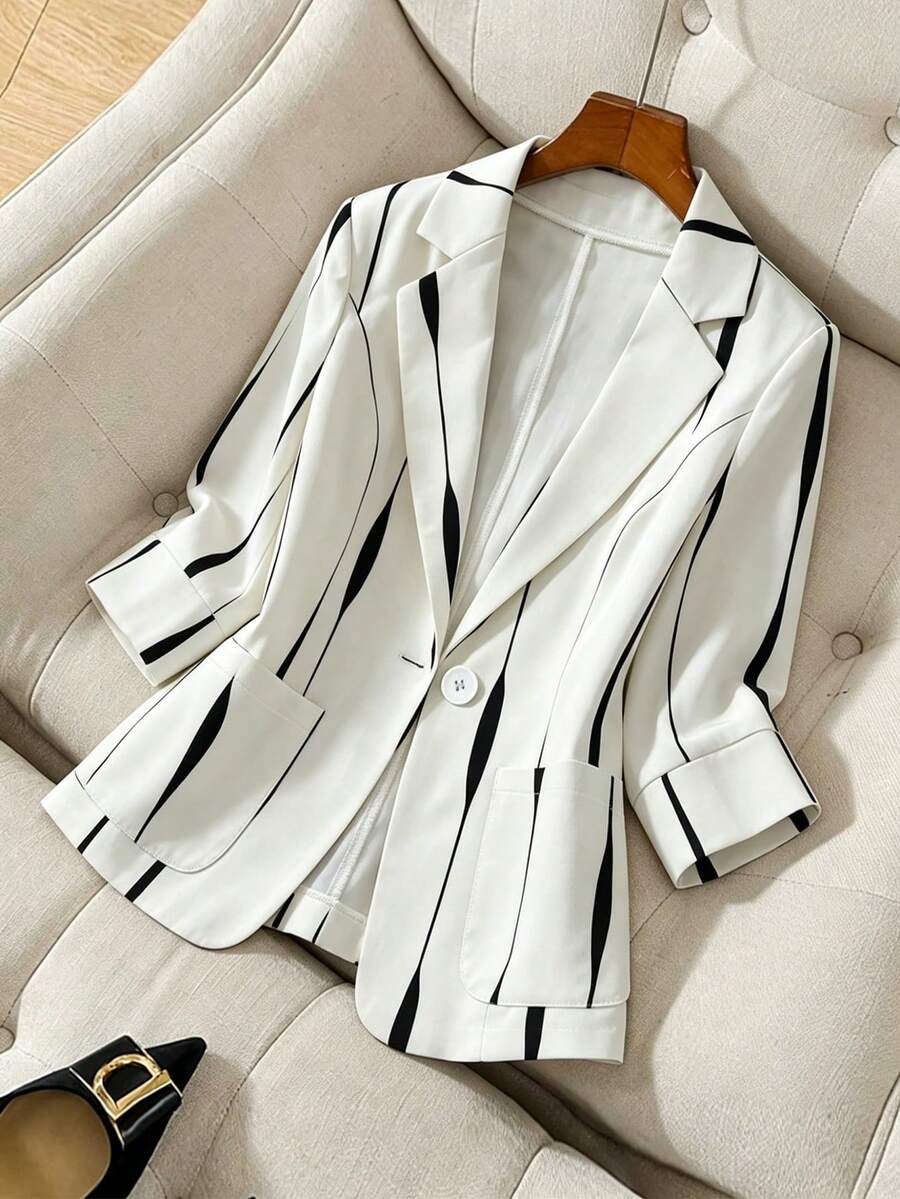 SHEIN Franclia 女款西裝外套,黑白藝術線條印花單扣西裝,翻領單扣白色西裝,夏季,白色上衣,通勤,社交上衣/工作上衣,商務正式,度假,女款社交上衣 - 白色 - 查看 1