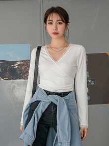 DAZY 純色修身拼接蕾絲長袖優雅性感春秋冬女款T恤 - 白色 - 查看 3