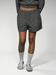 COUREZ Check Low Rise Mid Length Tailored Shorts , Y2K Casual Summer Black And White Plaid Shorts - Black - View 2
